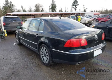 2005 Volkswagen Phaeton V8 z USA, uszkodzony, nr VIN WVWAF93D558000204